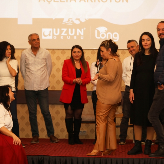 Uzun Grubu, Açelya Akkoyun ile Unutulmaz Bir Buluşmaya Ev Sahipliği Yaptı!